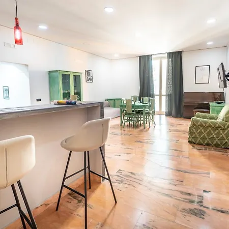 Apartment A Due Passi Da Spaccanapoli By Wonderful Italy Naples