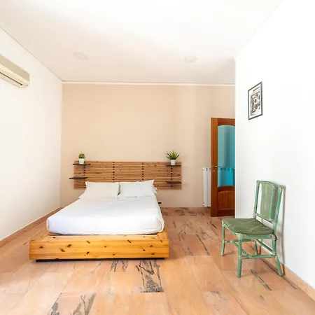 Apartment A Due Passi Da Spaccanapoli By Wonderful Italy