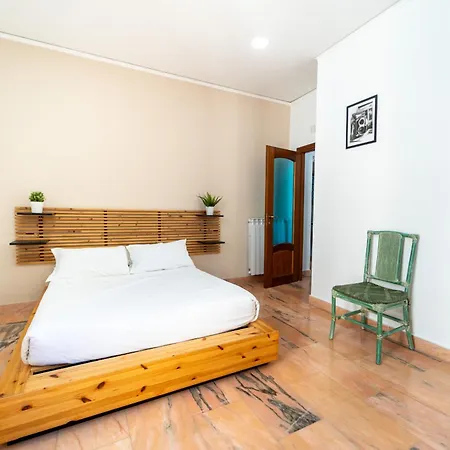 Apartment A Due Passi Da Spaccanapoli By Wonderful Italy
